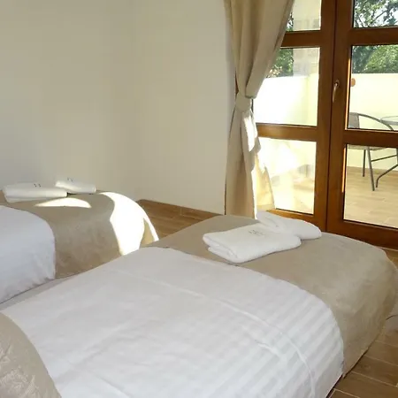 Anna - 4 Bedrooms, 4 Bathrooms, Heated Pool, Jacuzzi