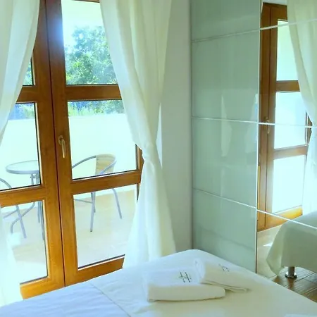 Anna - 4 Bedrooms, 4 Bathrooms, Heated Pool, Jacuzzi