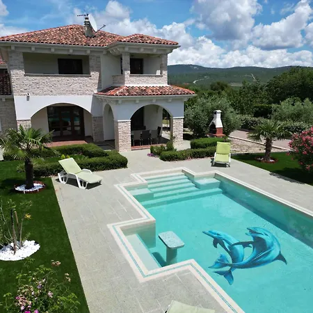 Anna - 4 Bedrooms, 4 Bathrooms, Heated Pool, Jacuzzi Vila *