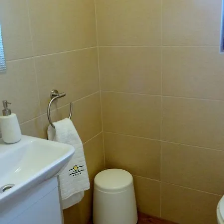 Anna - 4 Bedrooms, 4 Bathrooms, Heated Pool, Jacuzzi * Kornic